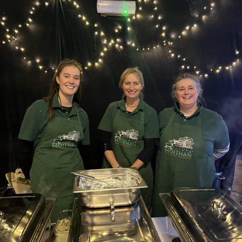 Contact us for your next event, and we'll set up our Mobile Kitchen to create a stunning and welcoming environment for all attendees. Our expert team will work closely with you to ensure that everything is set up exactly how you want it, so that you can sit back, relax, and enjoy the event